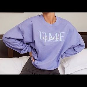 Time Slogan Graphic Pullover